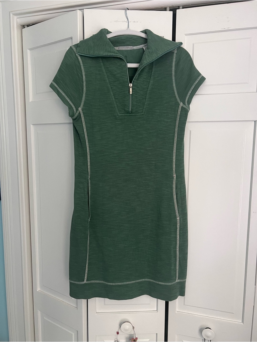 Tommy Bahama Green Short-Sleeve Zip Polo Mini Dress